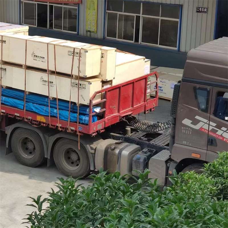 黑龙江佳木斯汤原县至新疆阿勒泰福海县物流专线，一站式服务，让您的货物畅行无忧